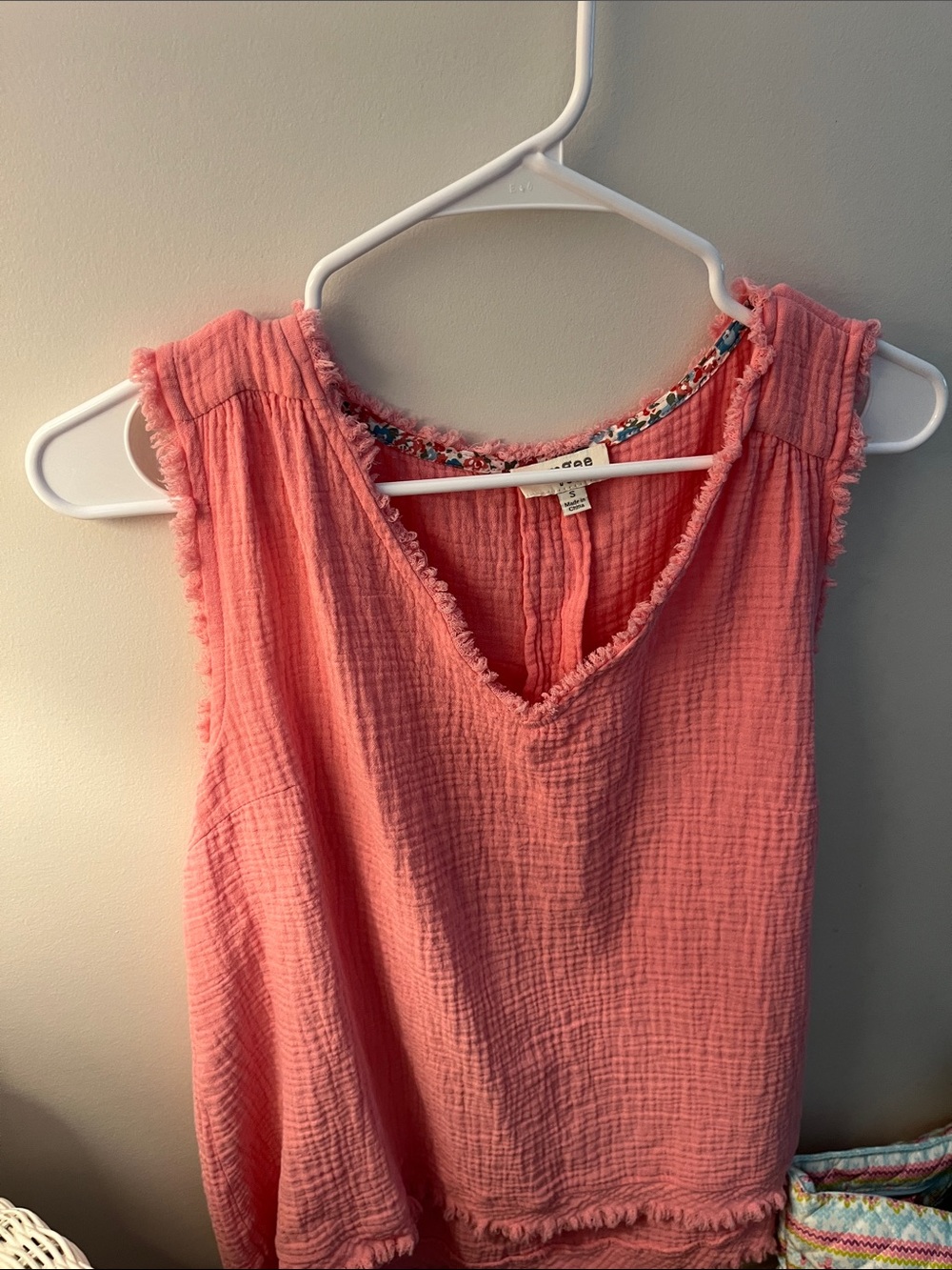 Umgee Coral Pink Gauze V-Neck Sleeveless Camisole